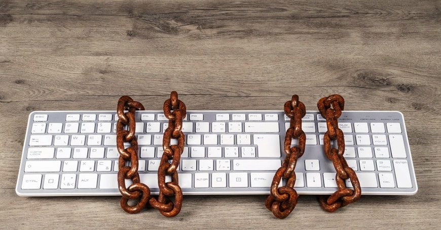 Unijna dyrektywa. Ochrona praw autorskich czy cenzura?